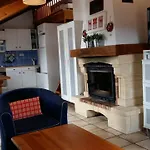 Apartman 13 Lou Veno